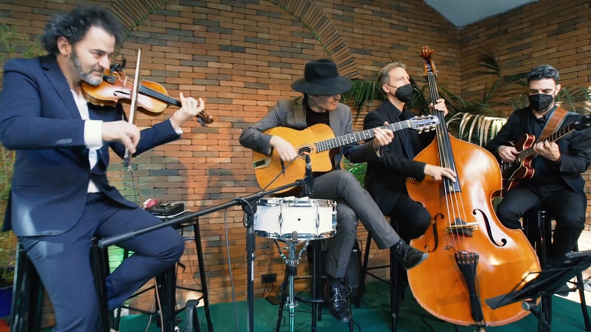 Banda-CBRE_Secuoya-nexus